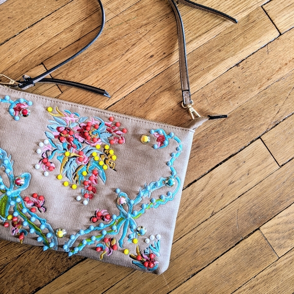Handbags - Artsy embroidered colorful purse
